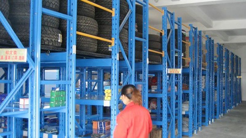 V汽车电瓶以其高性能、长寿命和良好的兼容性著称。以下是V汽车电瓶的几个显著特点：